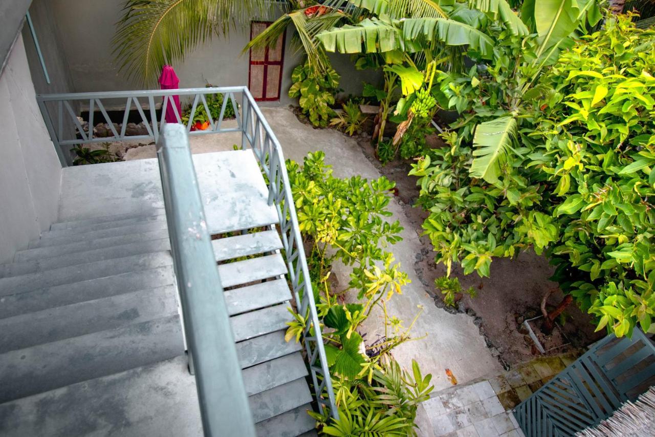 Bed and breakfast Night Star Dhangethi Extérieur photo